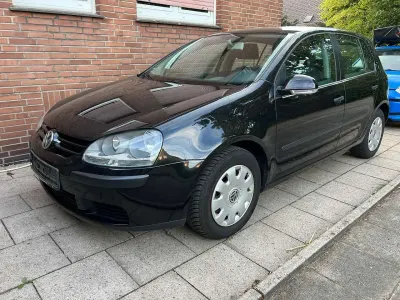 Gebraucht VW Golf IV Trendline 75 PS (55 kW) 2004 Schwarz Limousine
