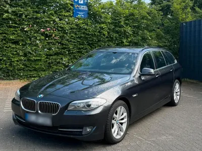Gebraucht BMW 530 256 PS (188 kW) 2011 Grau Kombi