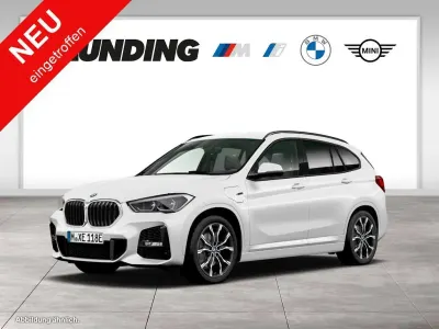 Gebraucht BMW X1 M Sport 220 PS (161 kW) 2022 Weiß SUV