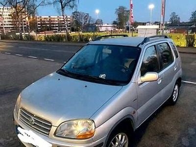 Silber Gebraucht 2002 Suzuki Wagon R+ Kombi | 1.750 €