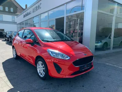 Second-hand Ford Fiesta Trend 71 CP (52 kW) 2018 Roșu Hatchback