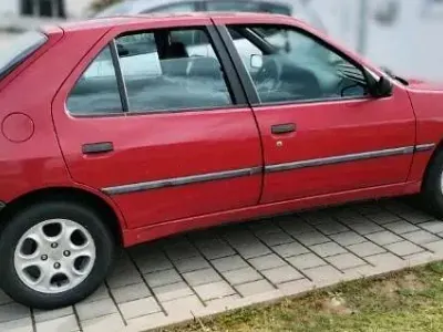 Gebraucht Peugeot 306 75 PS (55 kW) 1994 Rot Kleinwagen
