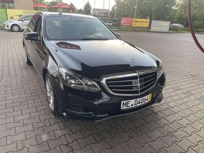 Mercedes E220