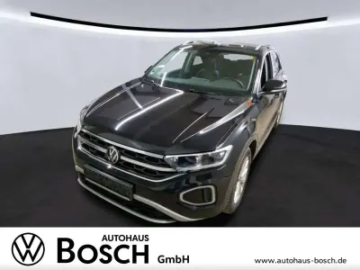Gebraucht VW T-Roc Style 110 PS (80 kW) 2023 Deep black perleffekt SUV