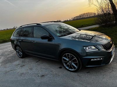 Gebraucht Skoda Octavia RS 184 PS (135 kW) 2019 Grau Kombi