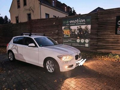 Gebraucht BMW 114 102 PS (75 kW) 2012 Weiß Kleinwagen