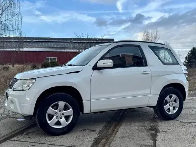 Gebraucht Suzuki Grand Vitara City 106 PS (77 kW) 2012 Weiß SUV