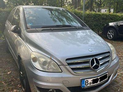 Mercedes B150