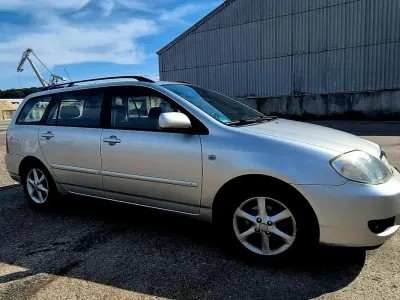 Gebraucht Toyota Corolla 97 PS (71 kW) 2005 Silber Kombi