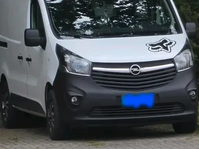 Gebraucht Opel Vivaro 121 PS (88 kW) 2018 Weiß Van / Kleinbus