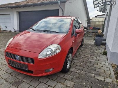 Gebraucht Fiat Grande Punto 95 PS (69 kW) 2007 Rot Kleinwagen