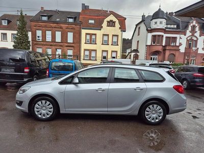 Gebraucht Opel Astra Selection 116 PS (85 kW) 2015 Argon silber/ice silver (m2) Kombi
