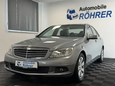 Gebraucht Mercedes C180 156 PS (114 kW) 2009 Palladiumsilber  metalliclack Limousine