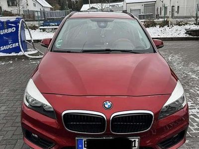 Gebraucht 2015 BMW 218 Advantage Kombi | 11.000 € (Teuer)