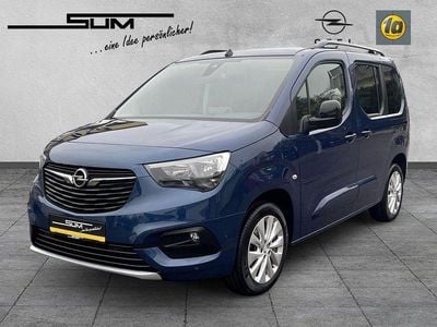 Second-hand Opel Combo Life Ultimate 131 CP (96 kW) 2023 Albastru Monovolum