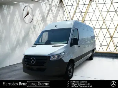 Gebraucht Mercedes Sprinter 170 PS (125 kW) 2025 Weiß Van