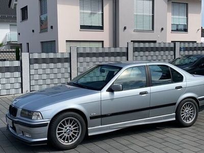 gebraucht BMW 320 E36 i Limousine | Scheckheft