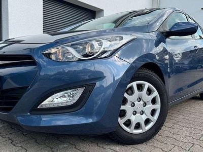 Usata Hyundai i30 102 CV (75 kW) 2015 Blu Berlina