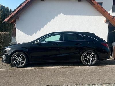 Gebraucht Mercedes CLA220 Shooting Brake Urban 170 PS (125 kW) 2018 Schwarz Kombi