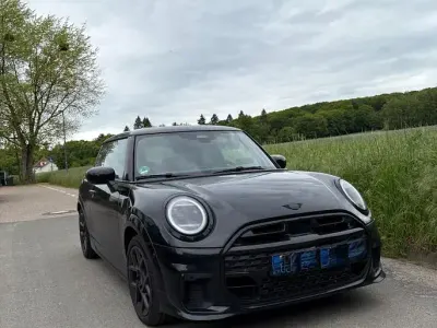 Occasion Mini John Cooper Works 156 PK (114 kW) 2024 Zwart Hatchback