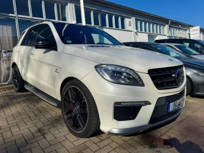 Gebraucht Mercedes ML63 AMG AMG 557 PS (409 kW) 2014 Weiß SUV