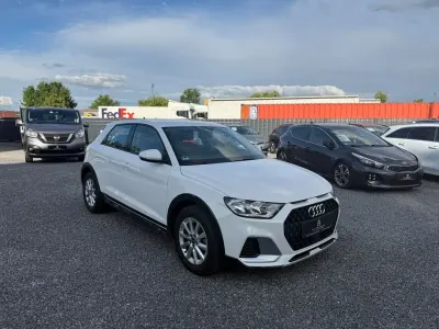 Gebraucht Audi A1 Basis 110 PS (80 kW) 2021 Weiß SUV