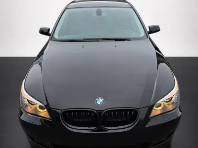 Gebraucht BMW 525 Sport Line 197 PS (144 kW) 2009 Schwarz Limousine