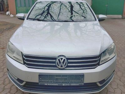 Gebraucht VW Passat 140 PS (102 kW) 2012 Silber Kombi
