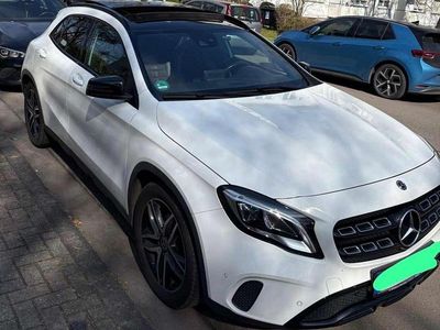 Gebraucht Mercedes GLA200 156 PS (114 kW) 2018 Weiß SUV