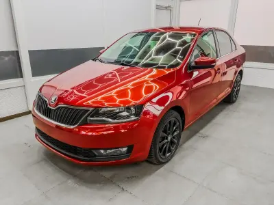 Second-hand Skoda Rapid Dynamic 110 CP (80 kW) 2017 Roșu Hatchback
