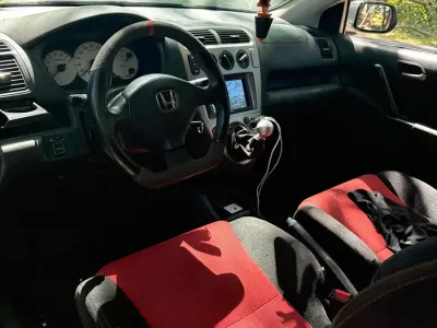 Gebraucht Honda Civic 110 PS (80 kW) 2005 Silber Kleinwagen