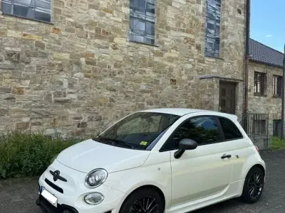 Gebraucht Abarth 595 Turismo 165 PS (121 kW) 2024 Weiß Limousine