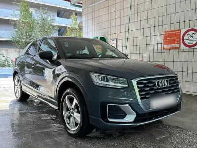 Gebraucht Audi Q2 Sport 116 PS (85 kW) 2019 Grau SUV