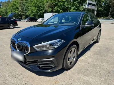 Gebraucht BMW 118 136 PS (100 kW) 2021 Schwarz Limousine
