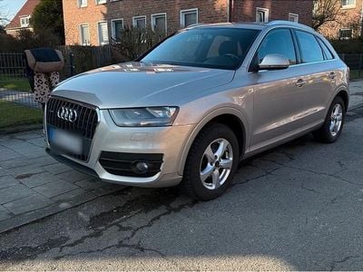 Gebraucht Audi Q3 170 PS (125 kW) 2011 Gold SUV