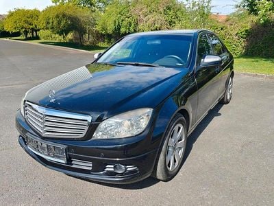 Second-hand Mercedes C180 156 CP (114 kW) 2007 Negru Berlinǎ