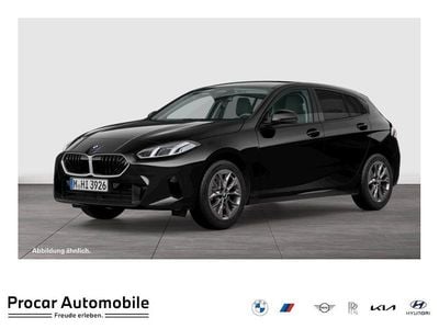 Neu BMW 120 156 PS (114 kW) 2026 Schwarz Kleinwagen