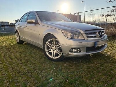 Gebraucht Mercedes C350 Avantgarde 272 PS (200 kW) 2009 Silber Limousine