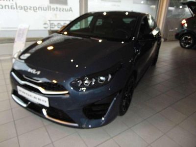 Usata Kia ProCeed 140 CV (102 kW) 2024 Grigio Utilitaria