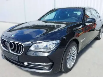 Gebraucht BMW 760L 544 PS (400 kW) 2013 Black sapphire metallic Limousine