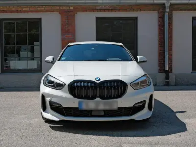 Gebraucht BMW 118 M Sport 136 PS (100 kW) 2023 Weiß Kleinwagen