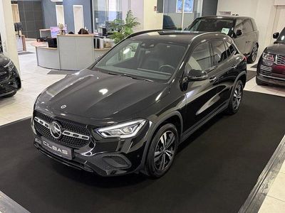 Kosmosschwarz metalliclack Gebraucht 2022 Mercedes GLA250 Night SUV | 27.900 € (Guter Preis)
