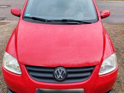 Rot Gebraucht 2006 VW Fox Kleinwagen | 1.300 € (Fairer Preis)