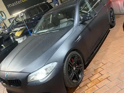 Gebraucht BMW 535 M Sport 299 PS (219 kW) 2010 Schwarz Limousine