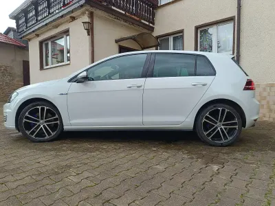 Gebraucht VW Golf VII GTE 204 PS (150 kW) 2015 Weiß Limousine