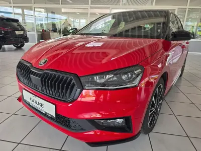 Gebraucht Skoda Fabia Monte Carlo 116 PS (85 kW) 2025 Velvetrot metallic Kleinwagen