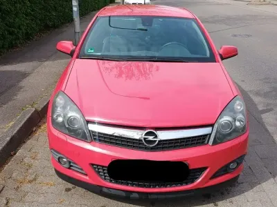Brugt Opel Astra GTC 140 HK (102 kW) 2009 Rød Coupe