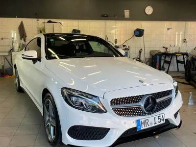 Używany Mercedes C400 AMG line 333 KM (244 kW) 2016 Biały Coupe