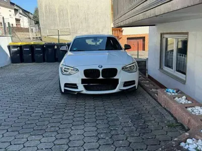 Usata BMW M135 Sport Line 320 CV (235 kW) 2012 Bianco Utilitaria
