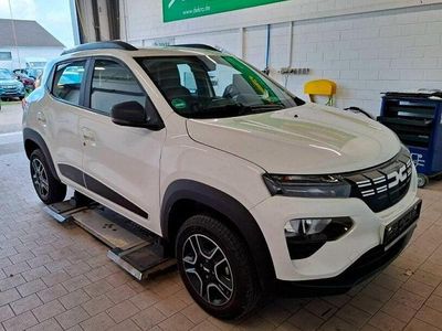 Weiß Gebraucht 2023 Dacia Spring Essentiel Kleinwagen | 13.997 € (Fairer Preis)